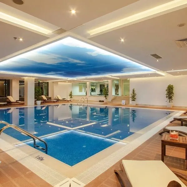 International Casino & Tower Suites - zdjęcie 3