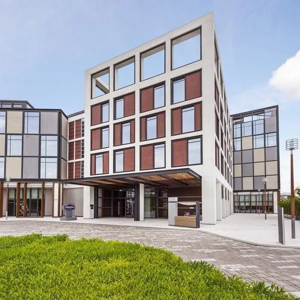 Hampton by Hilton Dubai Al Seef (ex. Zabeel House MINI by Jumeirah) - zdjęcie 2