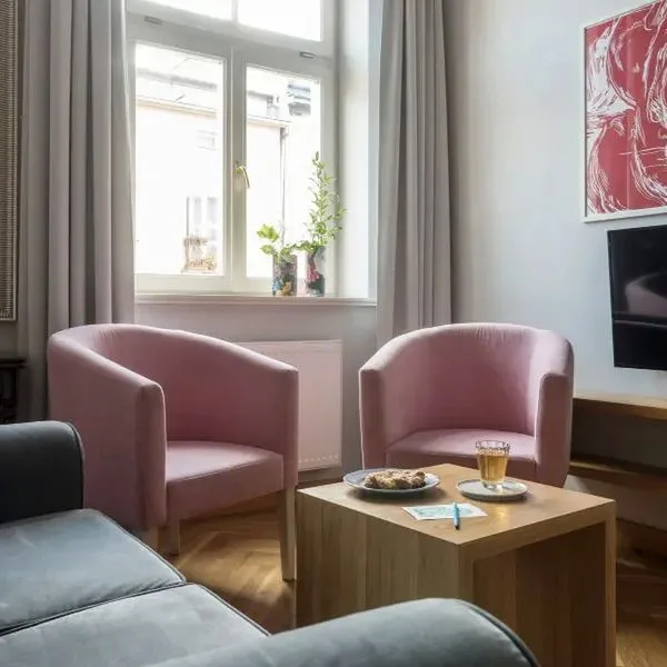 Belle Epoque Apartment by Loft Affair - zdjęcie 2