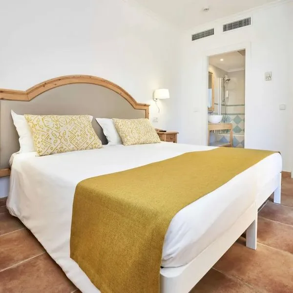 Insotel Cala Mandia Resort & Spa - zdjęcie 3