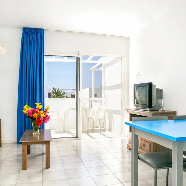 Apartamentos LIVVO Oasis (ex. THe Oasis Apartments) - zdjęcie 5