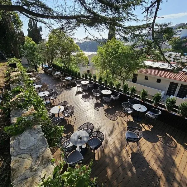 The New Mediteran - zdjęcie 4