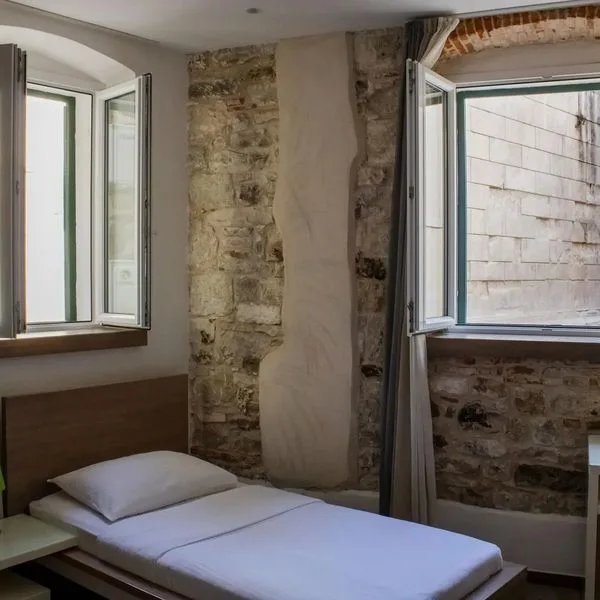 Slavija - zdjęcie 3