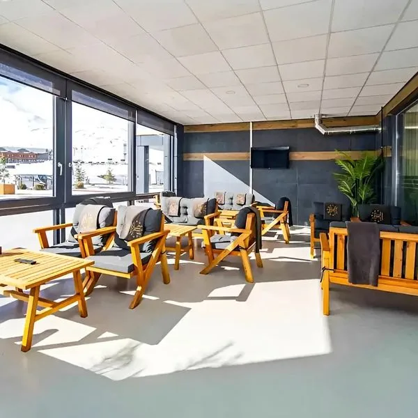 Peony Palace - zdjęcie 2