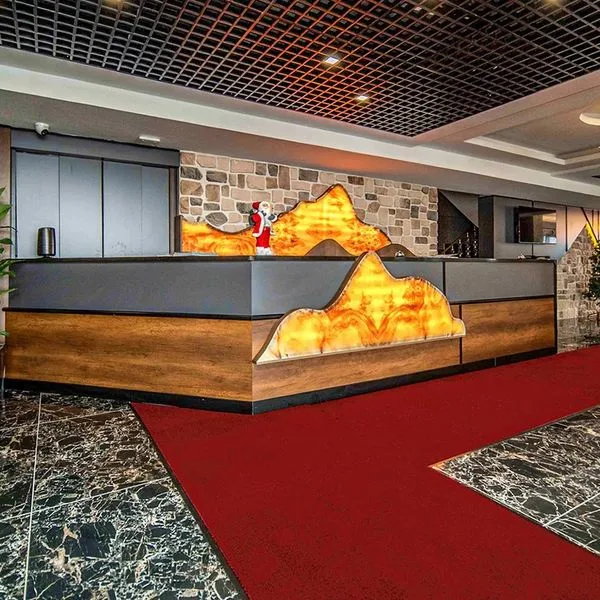 Peony Palace - zdjęcie 4