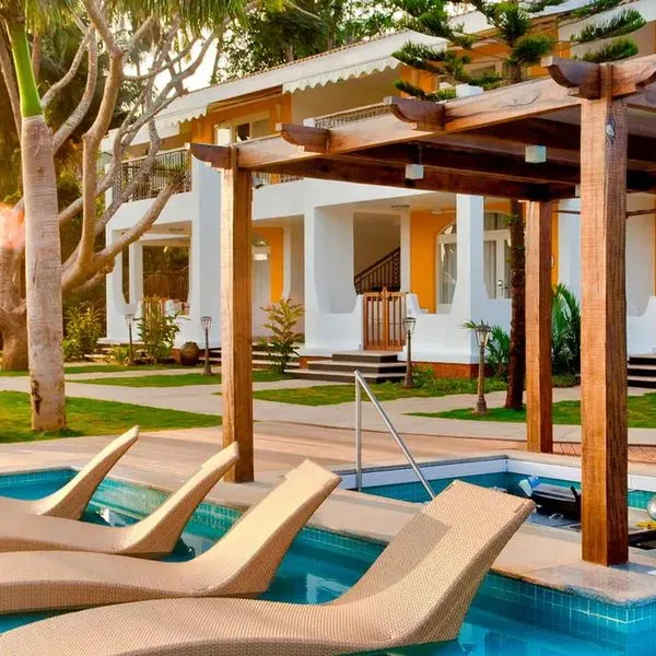 Acron Waterfront Resort - zdjęcie 3