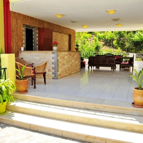 Ariadni Palace - zdjęcie 2