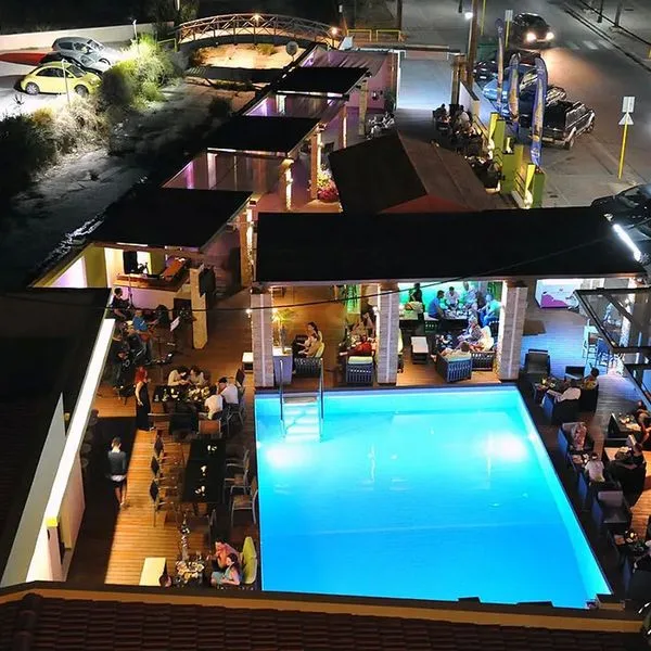 Heleni Beach - zdjęcie 3