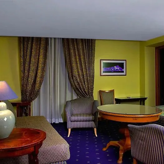 Diplomatic (Rzym) - zdjęcie 3