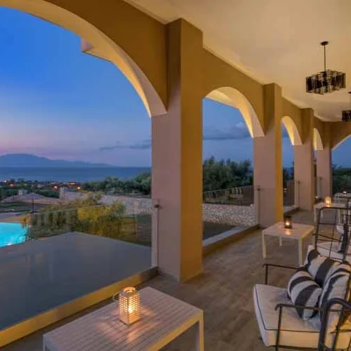 Elegance Luxury Executive Suites - zdjęcie 4