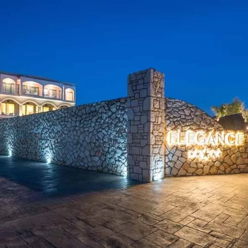 Elegance Luxury Executive Suites - zdjęcie 2