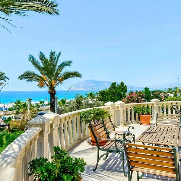 Antique Roman Palace - zdjęcie 4