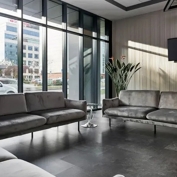 DB Hotel - zdjęcie 2