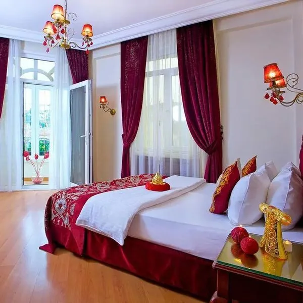 Ipek Palas - zdjęcie 3