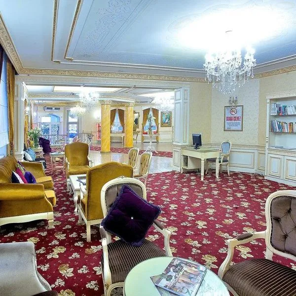 Ipek Palas - zdjęcie 2