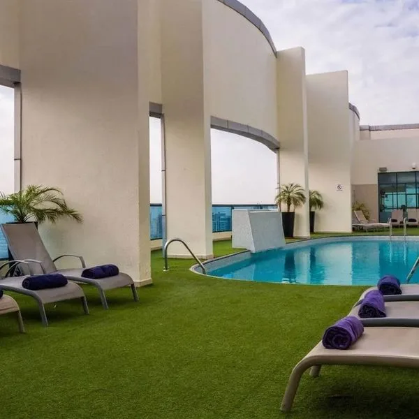 First Central Apartments - zdjęcie 3