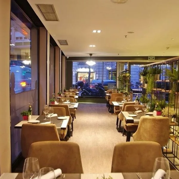 Catalonia Barcelona 505 - zdjęcie 4