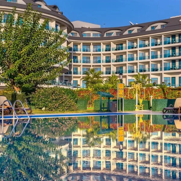 Commodore Elite Suites & Spa - zdjęcie 2