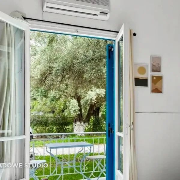 Oceanis - zdjęcie 2