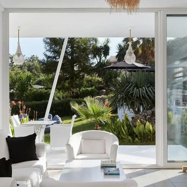 Mr & Mrs White Corfu - zdjęcie 4