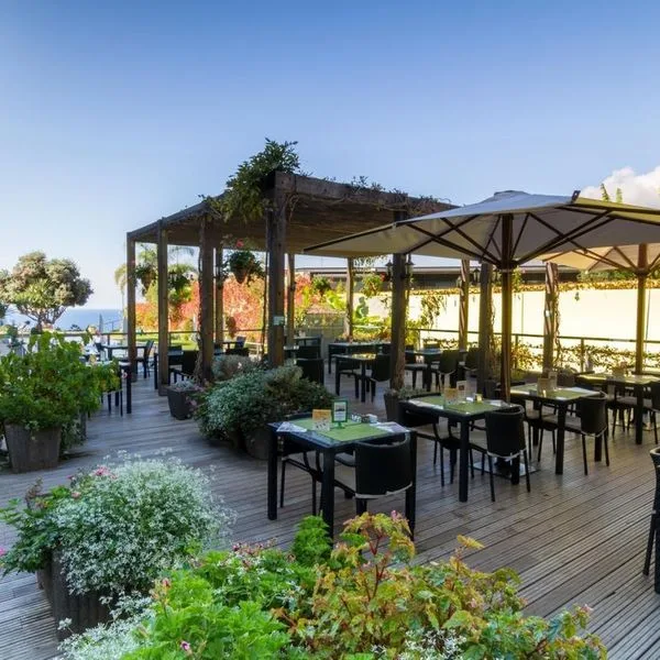 Golden Residence - zdjęcie 2