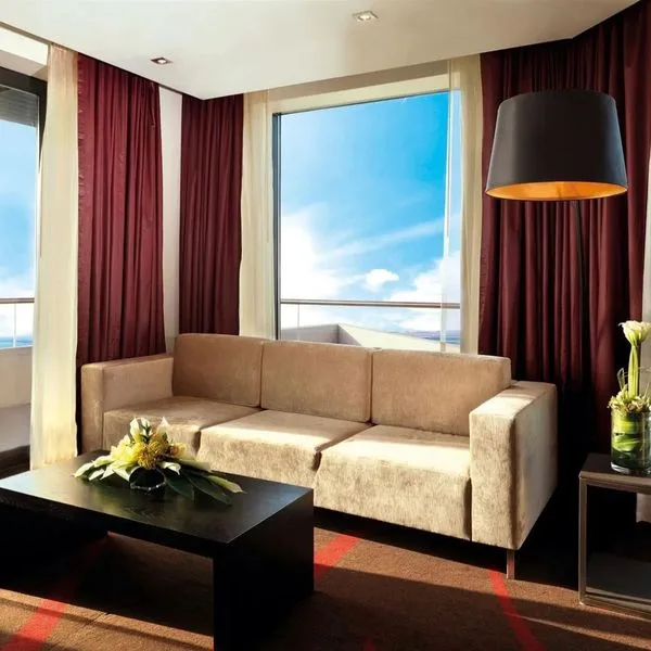 Radisson Blu (Yas Island) - zdjęcie 3