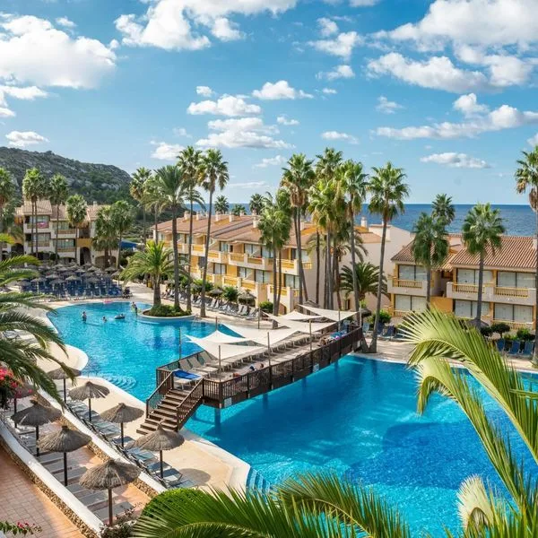 Royal Son Bou Family Club