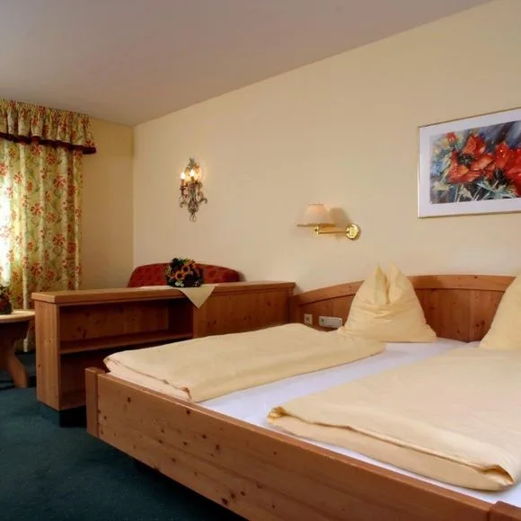 Montan Holzer - zdjęcie 3