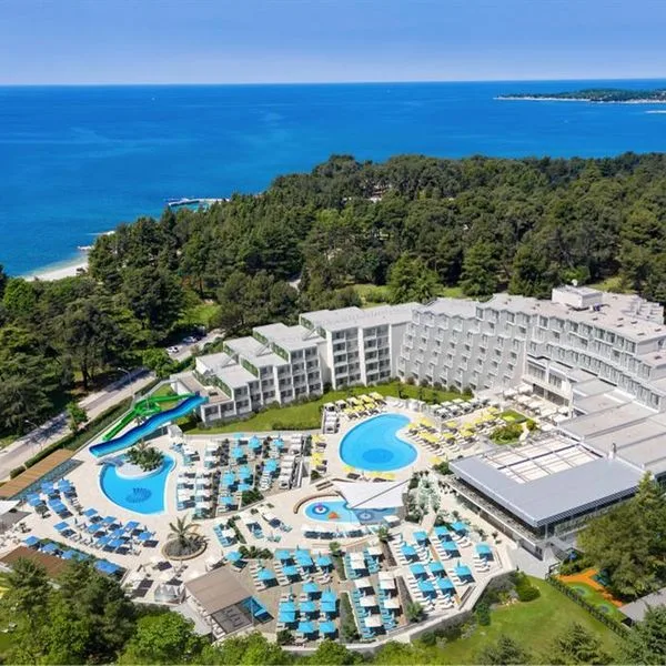 Valamar Parentino (ex. Zagreb)