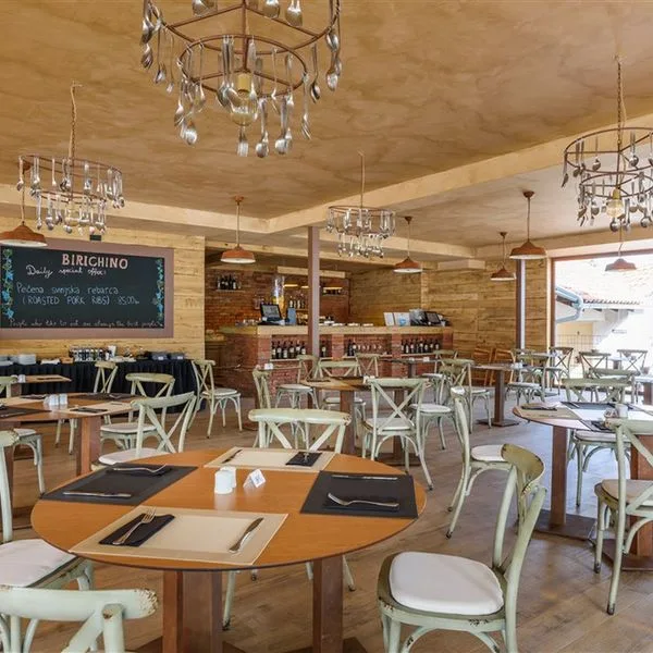 Island Istra - zdjęcie 2