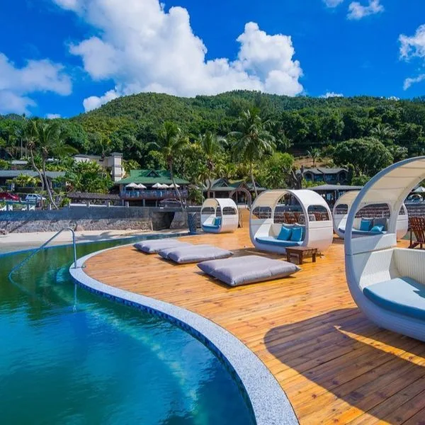 Coco De Mer & Black Parrot - zdjęcie 3