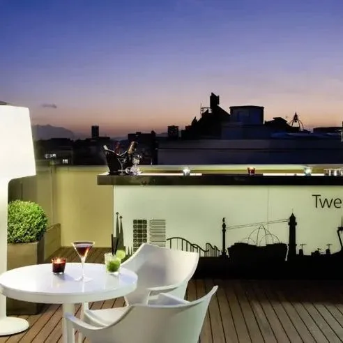 Twenty One - zdjęcie 3