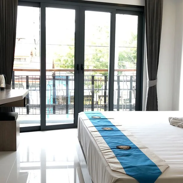 Phoenix Karon Beach - zdjęcie 3