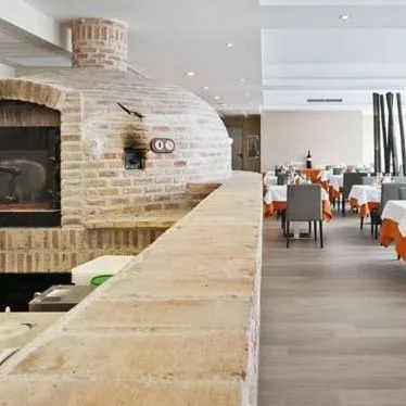 Villa de Alcobendas - zdjęcie 3