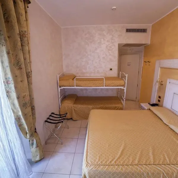 Diplomat Palace - zdjęcie 4