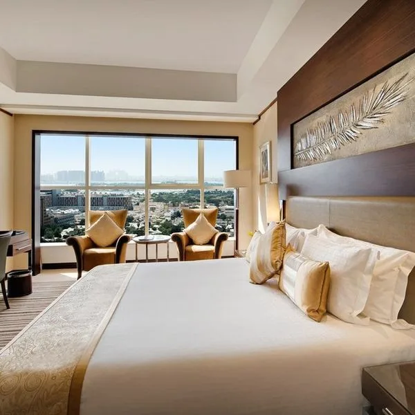 The Tower Plaza (ex. Grand Millennium Plaza) - zdjęcie 3