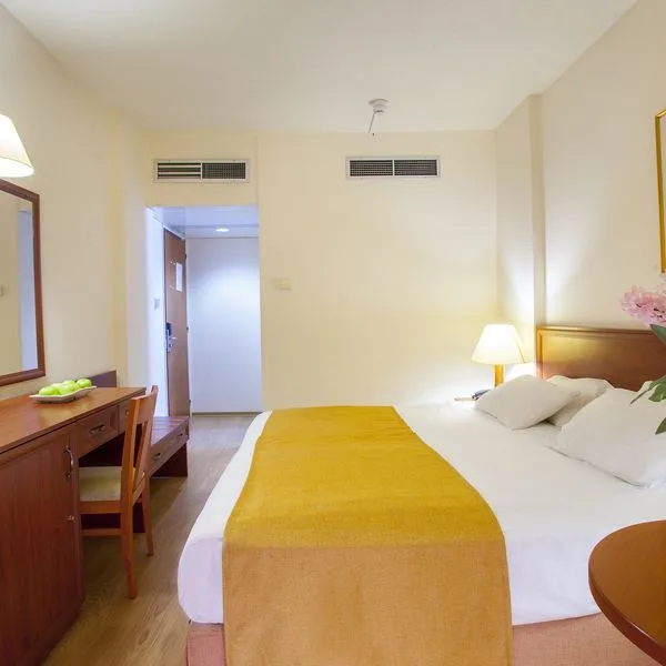 Kapetanios Limassol - zdjęcie 3