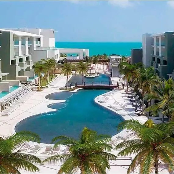 Catalonia Grand Costa Mujeres