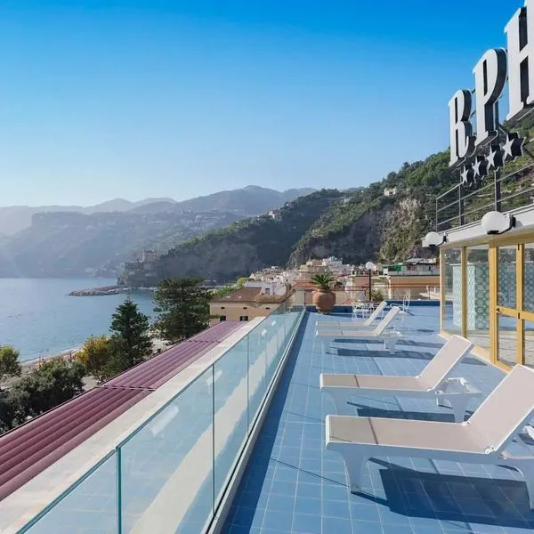 Reginna Palace - zdjęcie 2