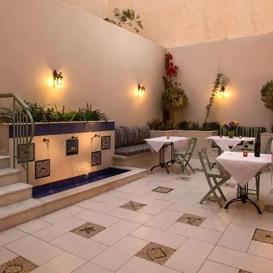 Efchi Suites 1904 - zdjęcie 2