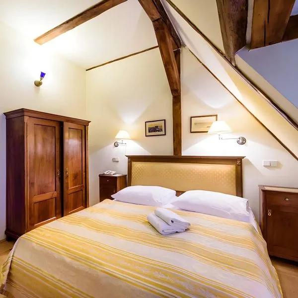 Elite (Praga) - zdjęcie 5