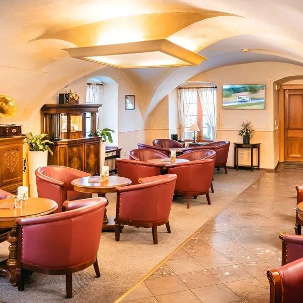 Elite (Praga) - zdjęcie 3