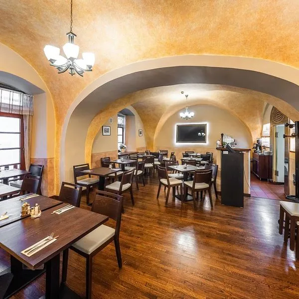 Elite (Praga) - zdjęcie 4