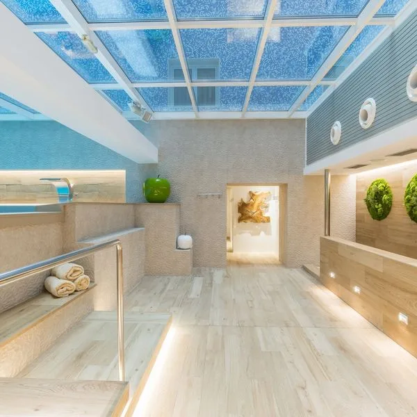 Salles Pere IV - zdjęcie 3