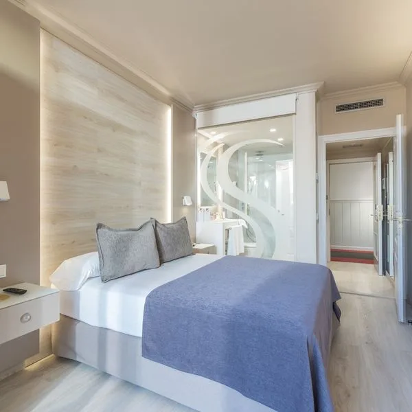 Salles Pere IV - zdjęcie 5