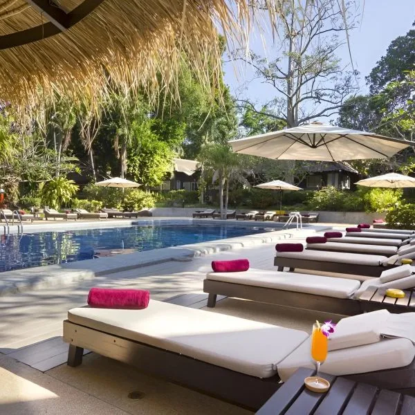 Let's Hyde Resort & Villas