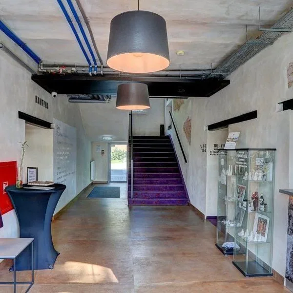 Koszary Arche - zdjęcie 3