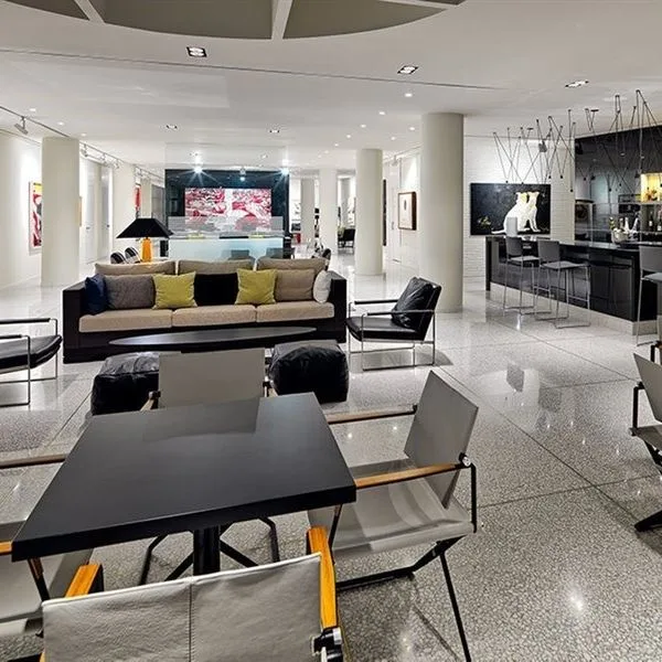 H10 Art Gallery - zdjęcie 4