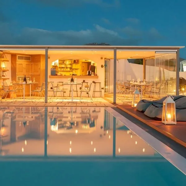 Caldera's Dolphin (Santorini) - zdjęcie 4