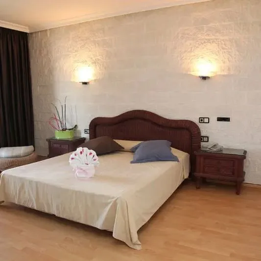 4R Gran Europe - zdjęcie 2